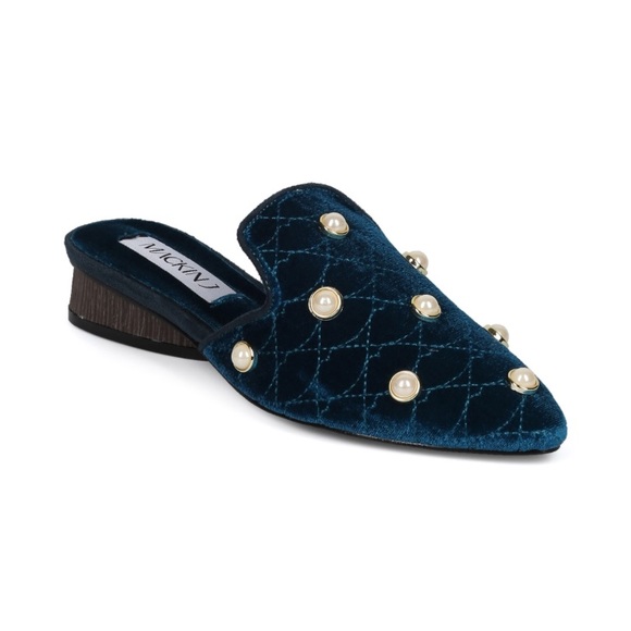 $15 💠 Quilted pearled Velvet Flat mules - Picture 2 of 3